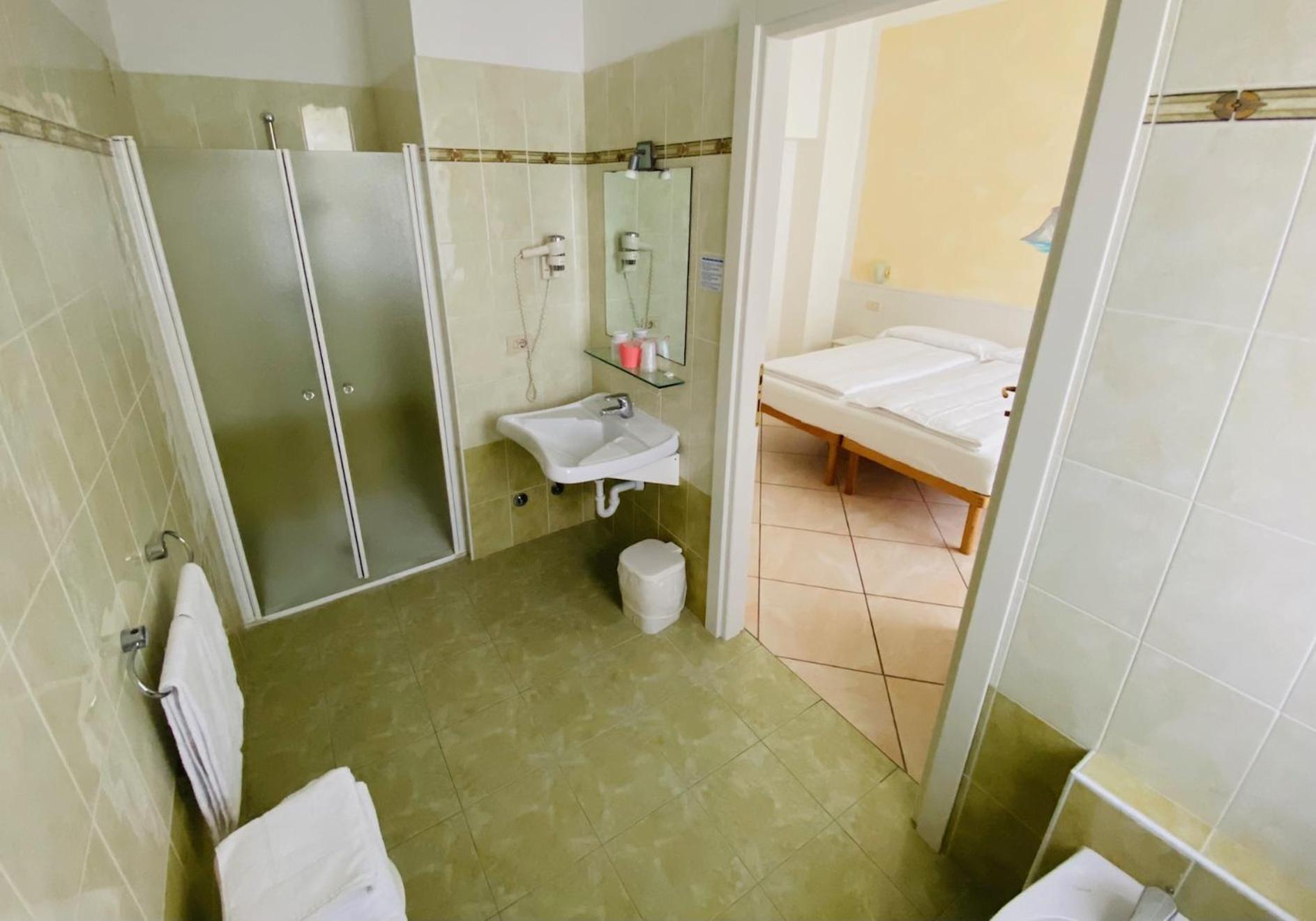 Hotel Ideal Malcesine Exterior photo